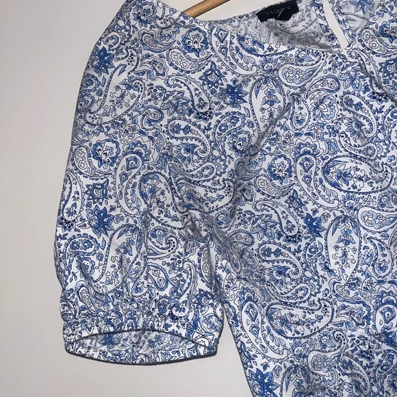 Blue Paisley V-Neck Peplum Top - Picture 6 of 7